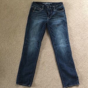 American Eagles Jeans SIZE 8 REGULAR